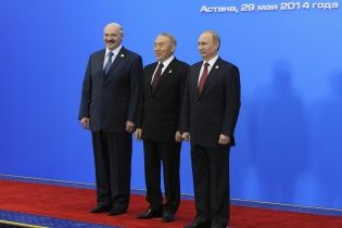 Білорусь і Казахстан не підтримали продуктові санкції Путіна проти Заходу