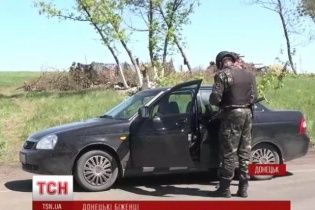 Очільник Донецька спростовує масову втечу людей із міста, а волонтери вивозять навіть немовлят