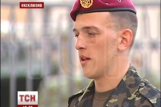 Досвідчений вартовий розповів, чому зомлів біля Порошенка