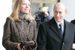 Гнев голландцев заставил дочь Путина сбежать из своей элитной квартиры в Нидерландах