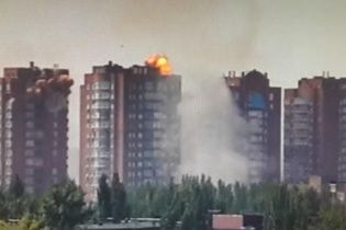 Донецк проснулся от залпов "Градов" и церковных колоколов