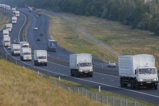 "Гуманітарний конвой" супроводжують "волонтери" з татуюваннями десантників – журналіст