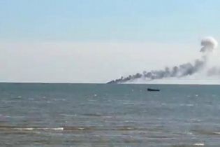 Українські катери в Азовському морі обстріляли керованими ракетами: двох прикордонників досі шукають