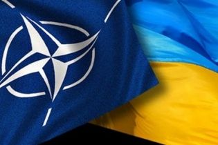 США, Франция, Италия, Польша и Норвегия будут поставлять Украине современное оружие - Луценко