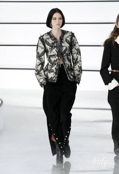 Колекція Chanel прет-а-порте сезону осінь-зима 2020-2021 / © East News