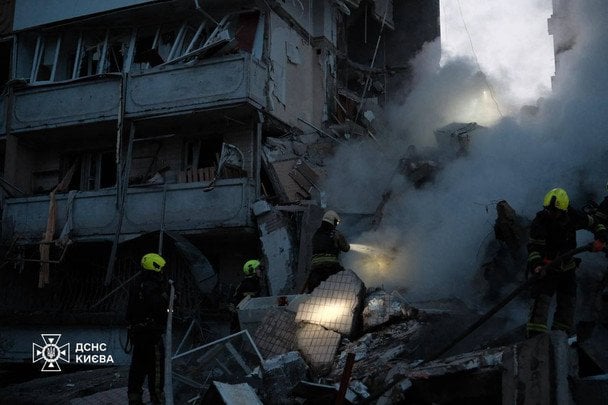 Последствия массированного удара по Киеву 14 мая / © ГУ ГСЧС в Киеве
