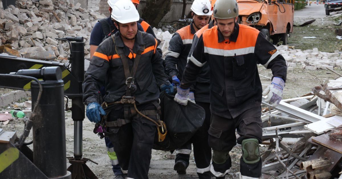 Наслідки ракетного удару по Кривому Рогу