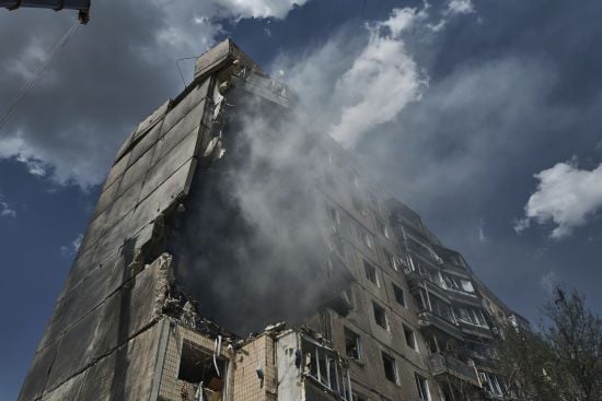 Чи принесе 2023 рік мир Україні: нові прогнози політиків, експертів та ЗМІ