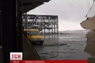 У бою за Донецький аеропорт загинули двоє військових, ще 18-ро були поранені