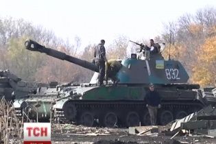 Артилеристи 93-ої бригади виграють затяжну дуель у ворога за донецький аеропорт