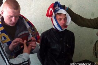 Сепаратисты после перевоспитания в "Айдаре" выучили гимн Украины и научились любить родину