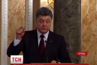 Порошенко поставит вопрос по отмене депутатской неприкосновенности на следующий день после выборов