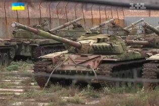 Екс-чиновник викрив корупційні схеми "Укрборонпрому" та розповів про гріхи Міноборони