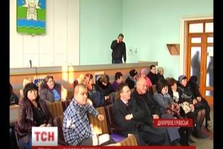 На скандальному 38-му окрузі за рішенням суду обірвався перерахунок голосів