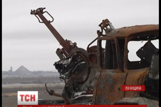 Украинские военные в окружении боевиков удерживают самую высокую точку в Донецкой области