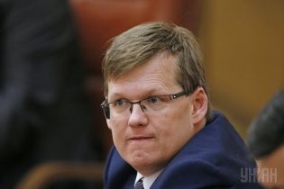 Помощь при рождении ребенка останется на нынешнем уровне - министр соцполитики