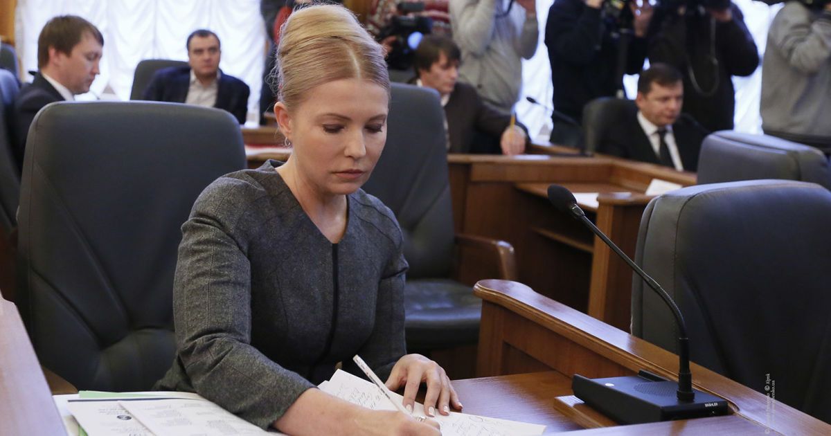 фото на аву для девушек со спины новые с цветами