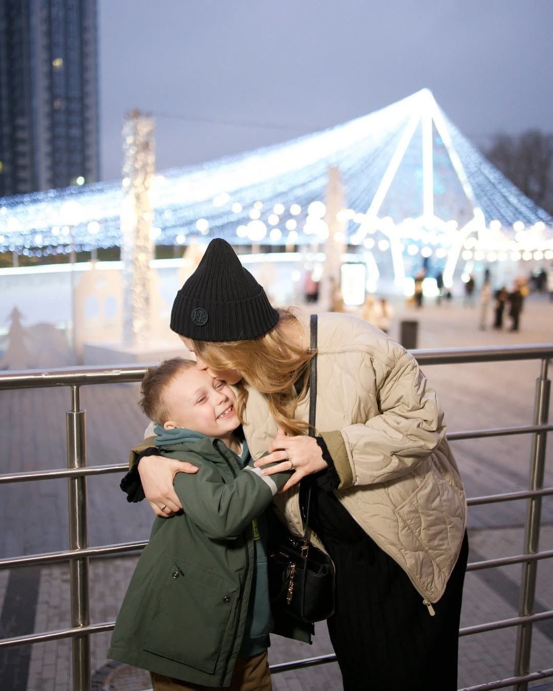 Анна Кошмал с сыном / © instagram.com/smorkovkina