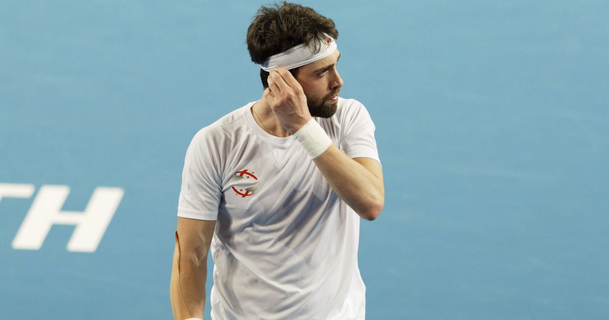 Известный теннисист обвиняется в насилии над бывшей женой на глазах у ребенка