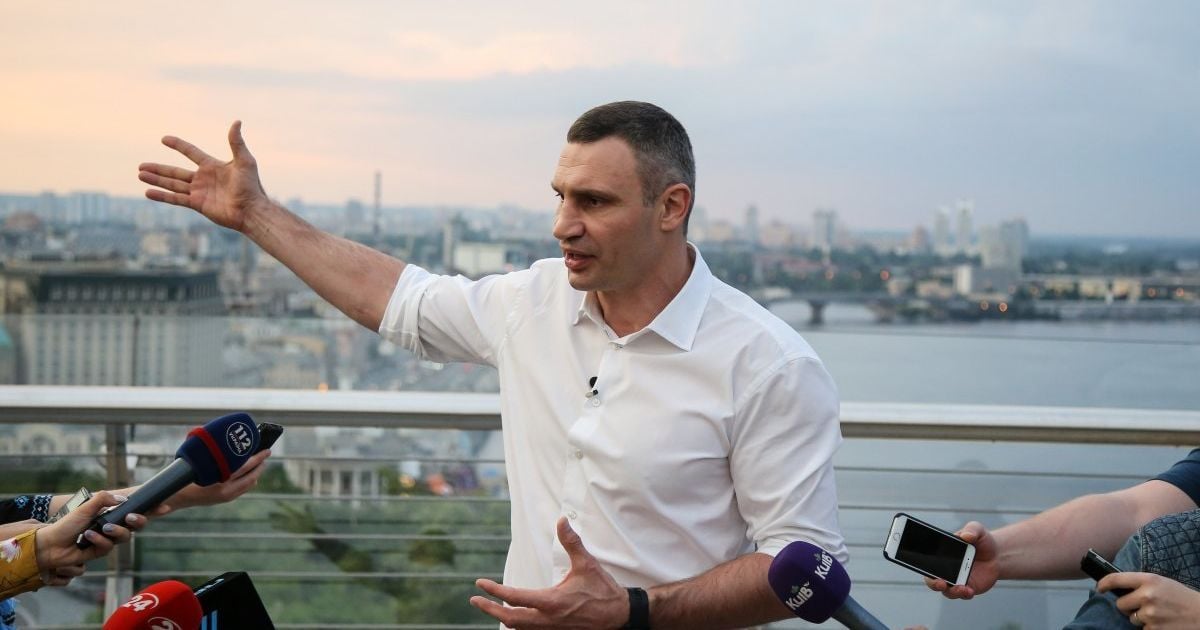 "Революция 2014 года начиналась с Киева". Кличко ответил на возможное разделение должности мэра и главы КГГА