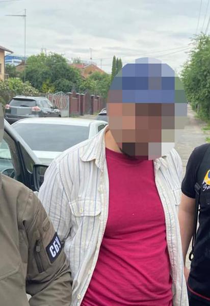 Продавали бронежилеты, которые завозили под видом гуманитарки: на Львовщине разоблачили схему на 5 млн