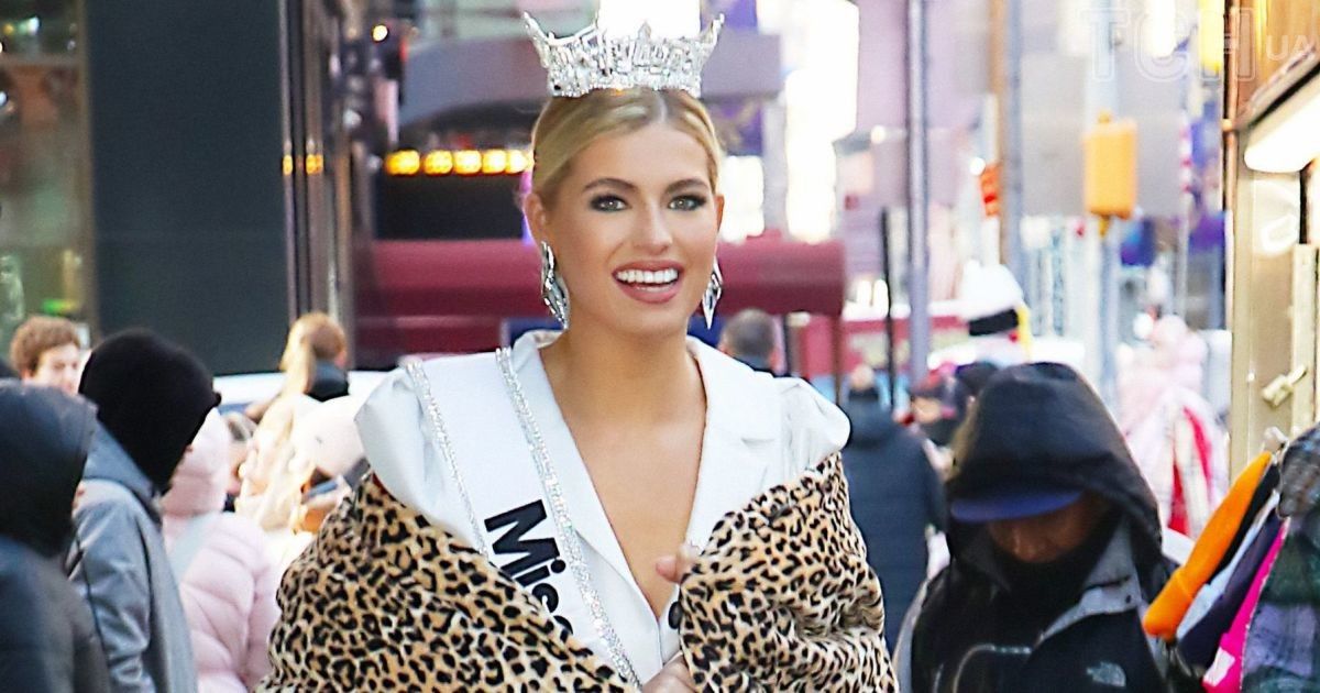 Еббі Стокард