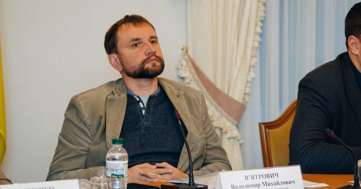 "Польща зазвучала в унісон з авторитарною Росією", - В'ятрович про заборону в'їзду до Польщі