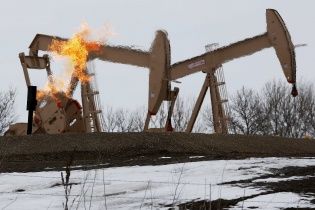 В России взорвался нефтяной резервуар, есть погибшие