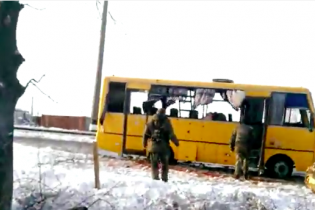 Бойовики вбили 2-річну дівчинку в Гранітному, а кількість жертв під Волновахою зросла до 12