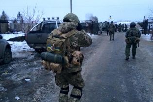 Під Донецьком звільнили з полону поранених "кіборгів"