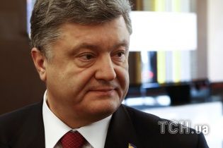 Суди не дозволяють здійснити повне перезавантаження влади - Порошенко