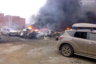 Кривава субота в Маріуполі з десятками жертв і пожежами через обстріли бойовиків. Повна хронологія