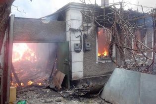 Близько 40 постраждалих під час кривавого обстрілу Маріуполя у надважкому стані