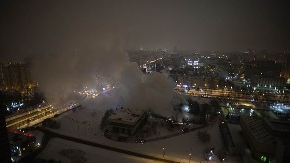 пожежа в бібліотеці в Москві