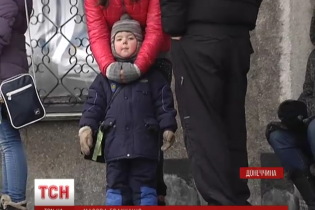 В зоне АТО на трассах Дебальцево-Углегорск и Дебальцево-Артемовск будет продлено перемирие