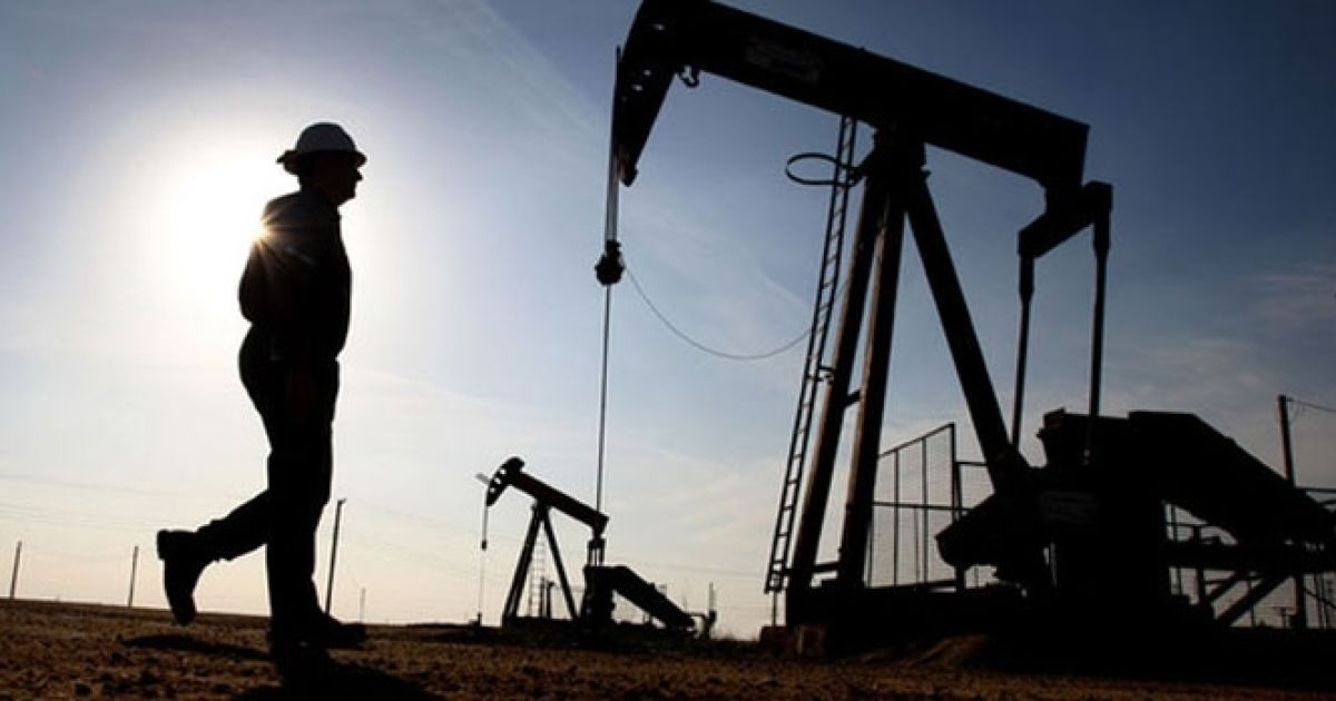 Цены на нефть вновь упали
