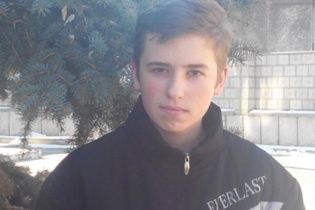 Допоможіть Сашку здолати недугу!