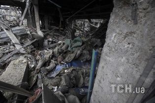 В донецком аэропорту обнаружены тела 10 "киборгов" - ОБСЕ