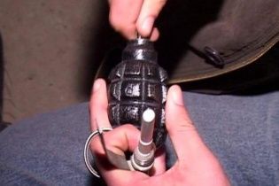 На столичному Подолі підірвали гранату