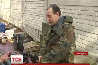 На Луганщині бійці 92-ої бригади обладнали бункер і купають у бензині "поросят"