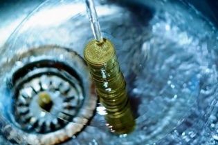Тарифи на гарячу воду в Україні зростуть у півтора разу