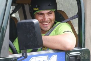 Сина Януковича відспівали і поховали у Севастополі