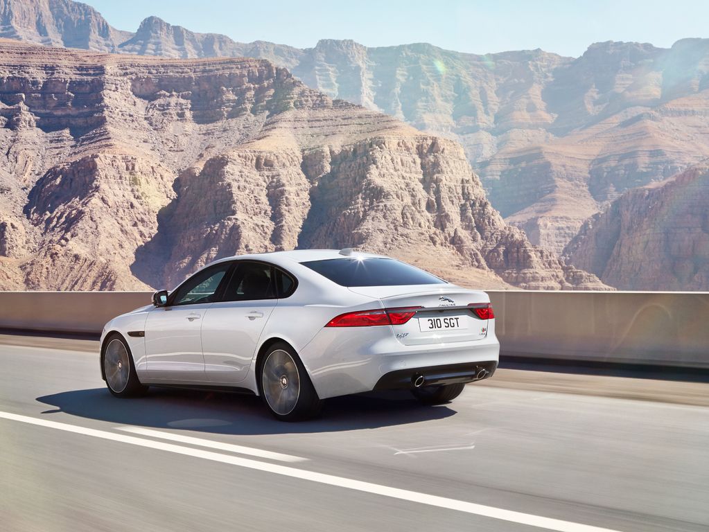 Jaguar XF