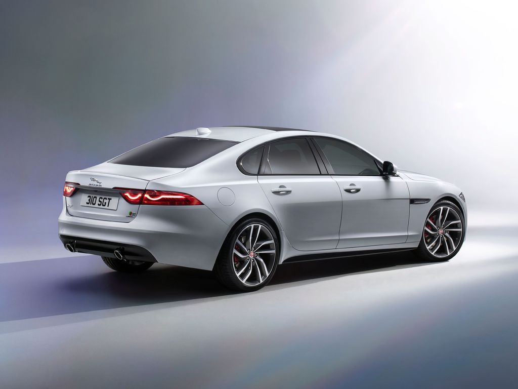 Jaguar XF