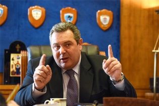 Чому грецький міністр брехав про репресії греків та "віддав" Крим Росії. Думки експертів