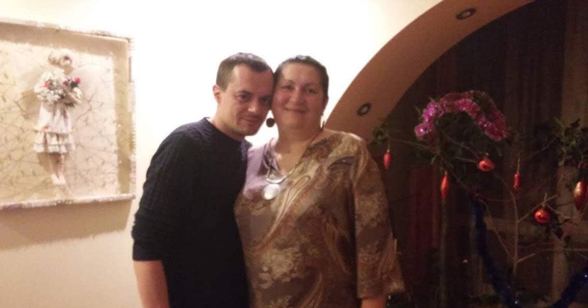 Лариса Сопіна разом з сином Романом Сопіном