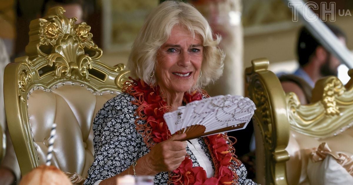 Королева Камілла