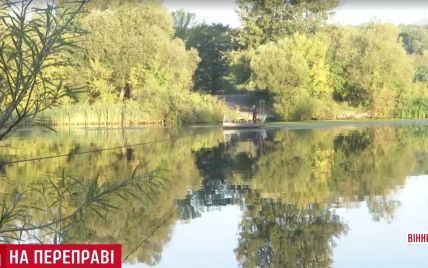 Ничейный паром через Южный Буг угрожает безопасности людей на Винниччине