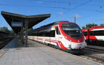 В Испании машинист остановил поезд среди дороги из-за окончания рабочего дня