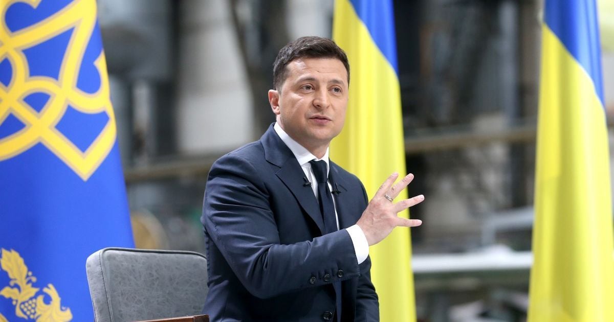 "Не потрібно мені передавати інформацію": Зеленський звинуватив журналіста "Україна 24" Голованова у маніпуляції